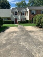 Building Photo - 415 Patrick Henry Ct
