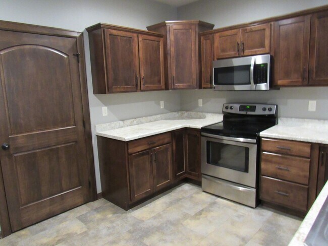 Foto del edificio - 6408 Keller Cr-- Twin Home