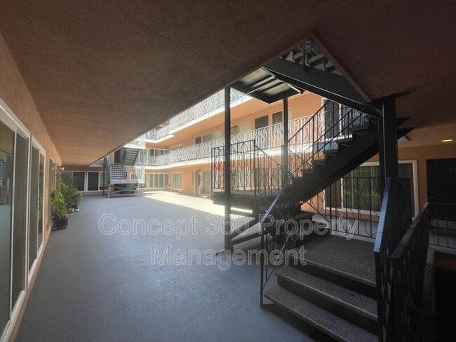Foto del edificio - 1139 E OCEAN Blvd