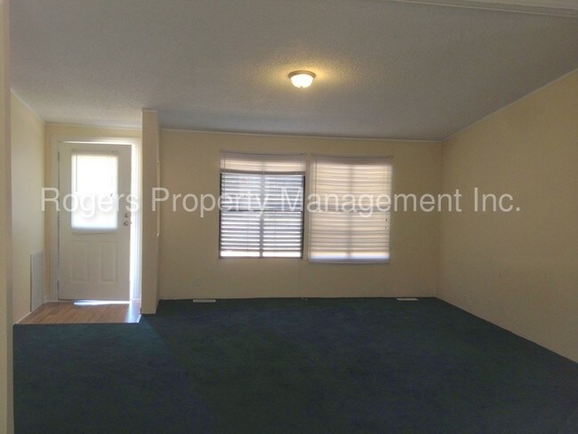 Building Photo - 3410 Princeton Rd