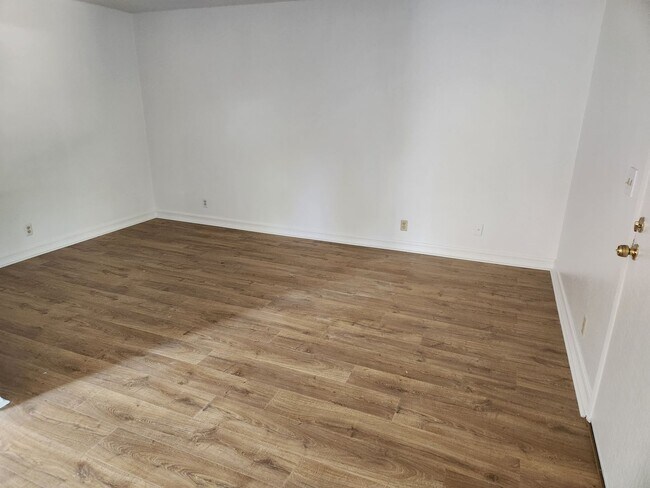 Foto del edificio - 2nd Street, 1006