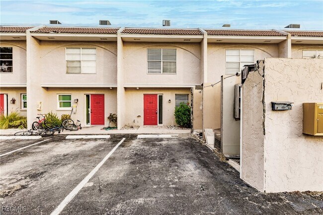 Foto del edificio - 1123 SW 48th Terrace