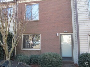 Building Photo - 161 Forest View Dr