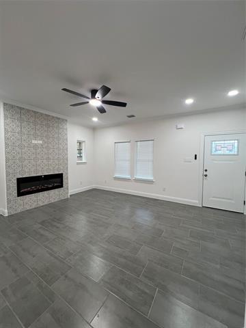 Building Photo - 615 Luxton St