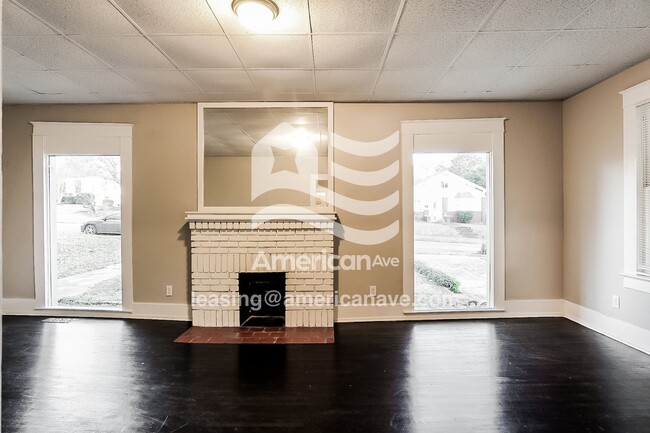 Building Photo - 8510 3rd Ave S