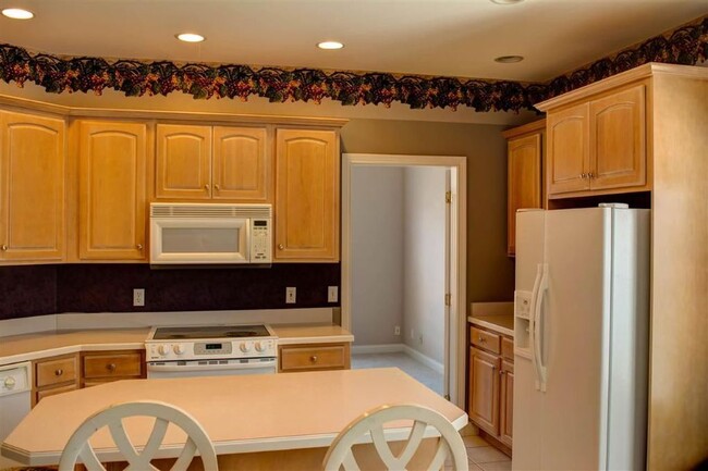 Building Photo - 10525 Eagle Crossing Dr