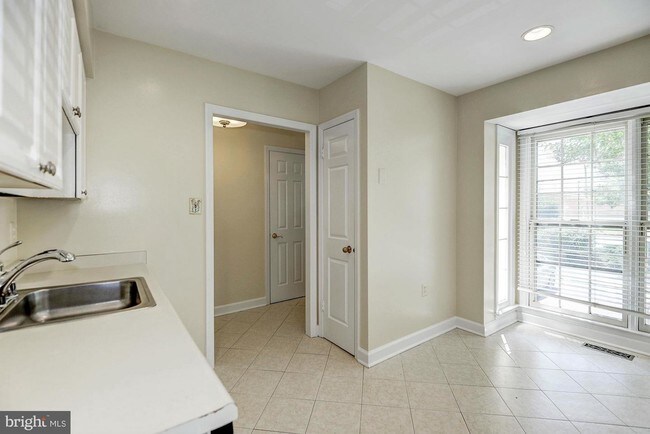 Foto del edificio - 5812 Apsley House Ct