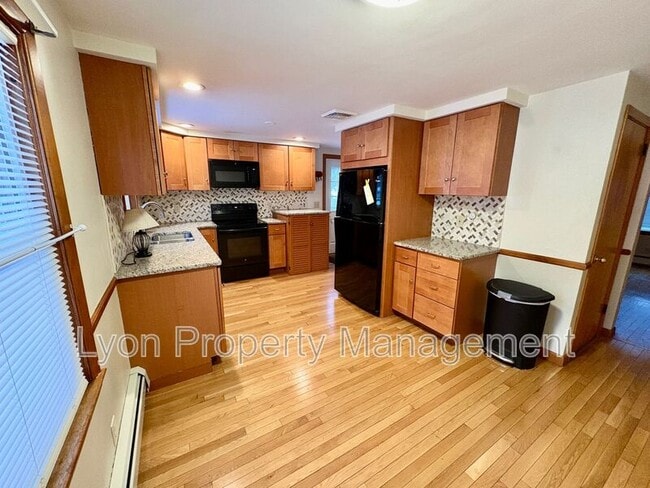 Foto del edificio - 133 Inman Ave