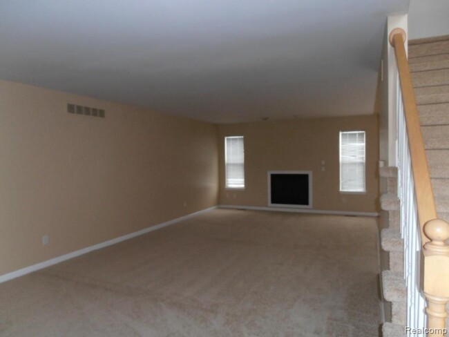 Building Photo - 116 Biltmore Dr