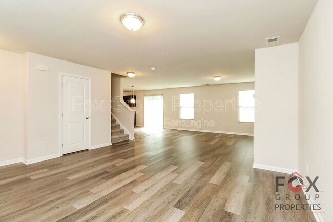 Building Photo - 127 Aberdeen Dr
