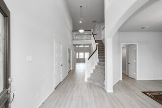 Building Photo - 3102 Trishelle Ct