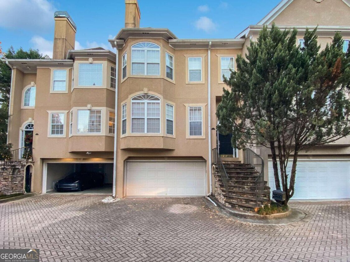 Primary Photo - 2444 Brookhaven Heig Ct