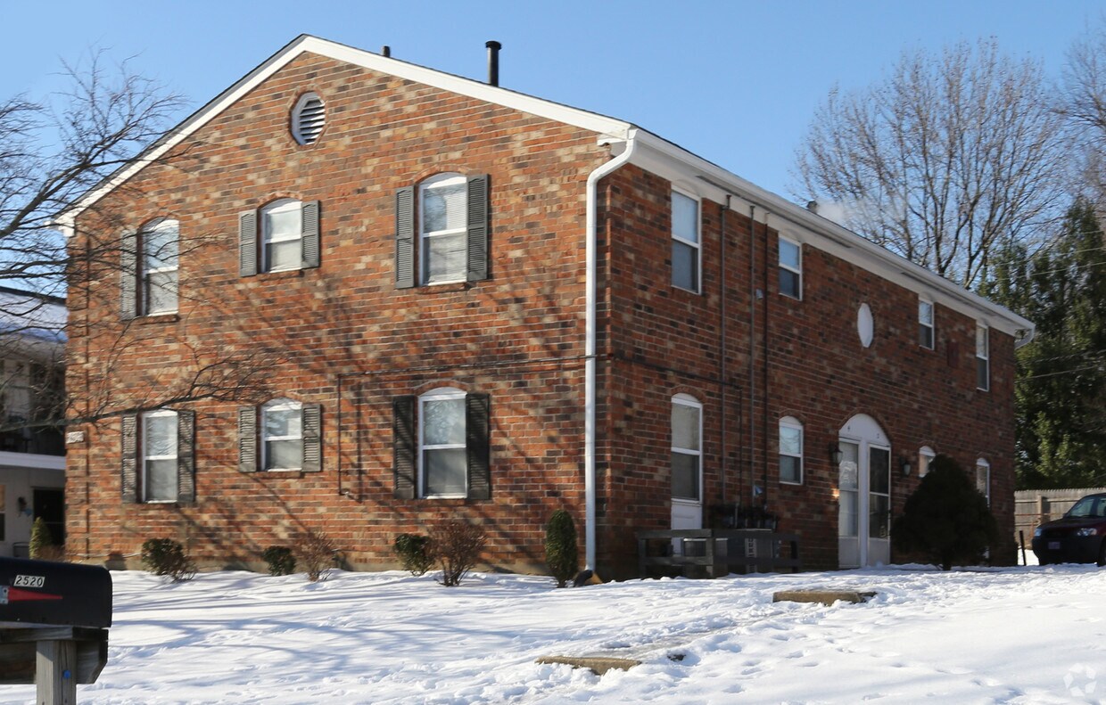 Building Photo - 2516 Langdon Dr