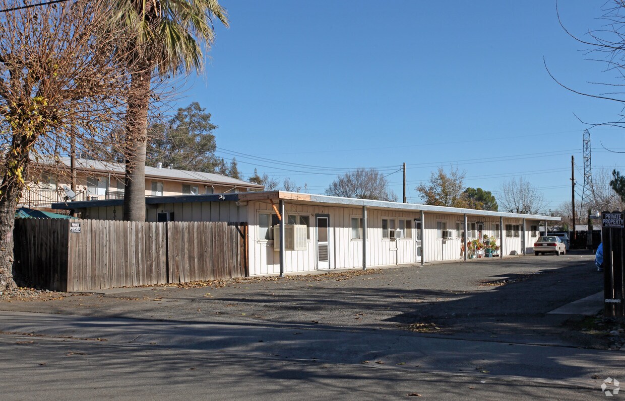 2730 Connie Dr, Sacramento, CA 95815 Apartments in Sacramento, CA