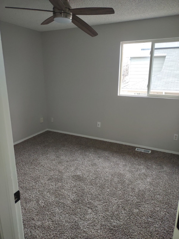 Foto del edificio - 4107 Brush Creek Rd