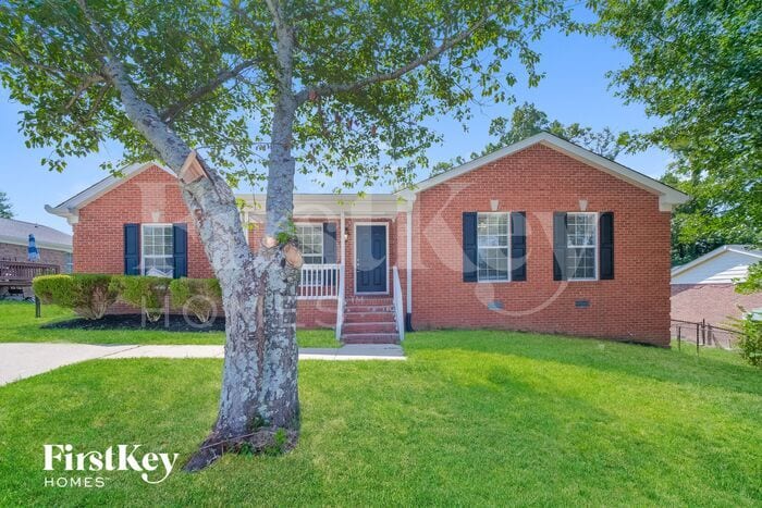Primary Photo - 308 Eisenhower Dr