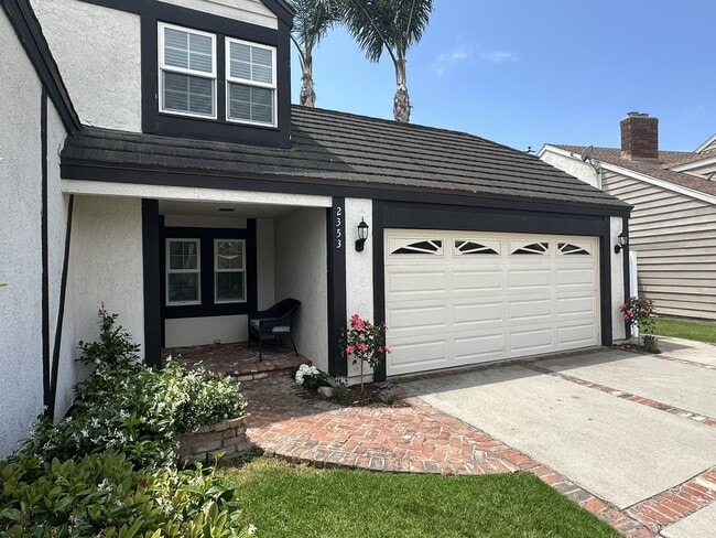 Building Photo - 2353 Littleton Cir