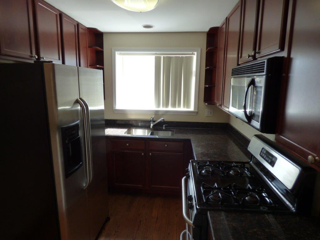 Primary Photo - 6037 N Rockwell St