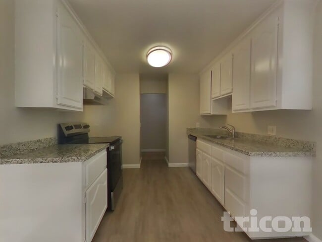 Building Photo - 1276 Alderwood Way