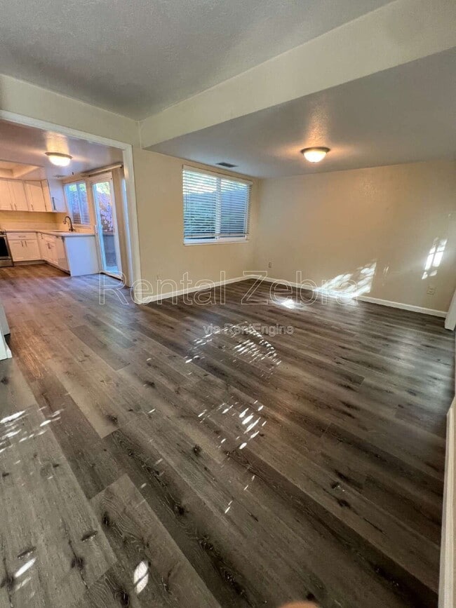 Building Photo - 3616 Cherryglen Way