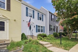 Building Photo - 6606 Greenleigh Ln