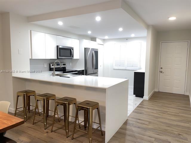 Foto del edificio - 2240 N Cypress Bend Dr