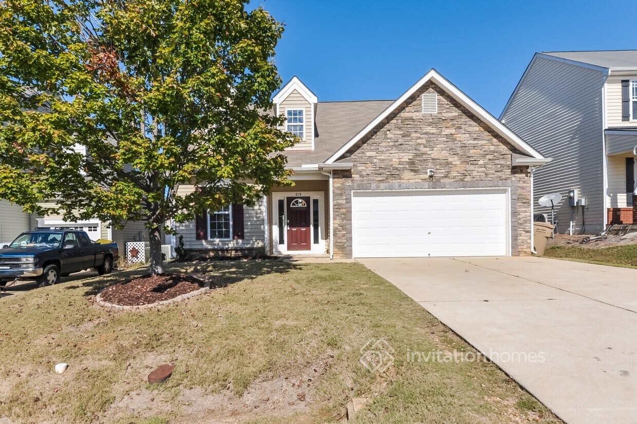 Primary Photo - 213 Haywood Ln