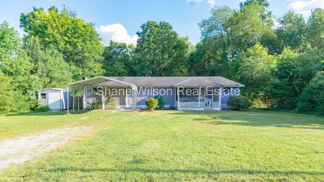 Foto del edificio - Charming 3-Bedroom Home on Wilkes Avenue w...