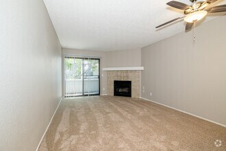 1BR, 1BAS - 688SF - ELLINGTON APARTMENTS