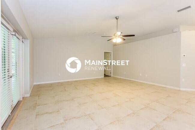 Foto del edificio - 3 Bedroom Pet-Friendly Home in NORTH PORT, FL with Main Street Renewal