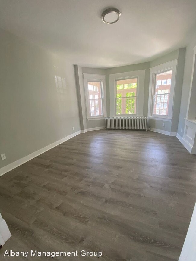 Building Photo - 5 br, 2 bath House - 262 Partridge St