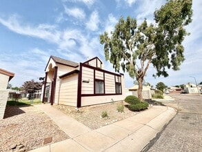 Building Photo - 5302 Paseo Cielo