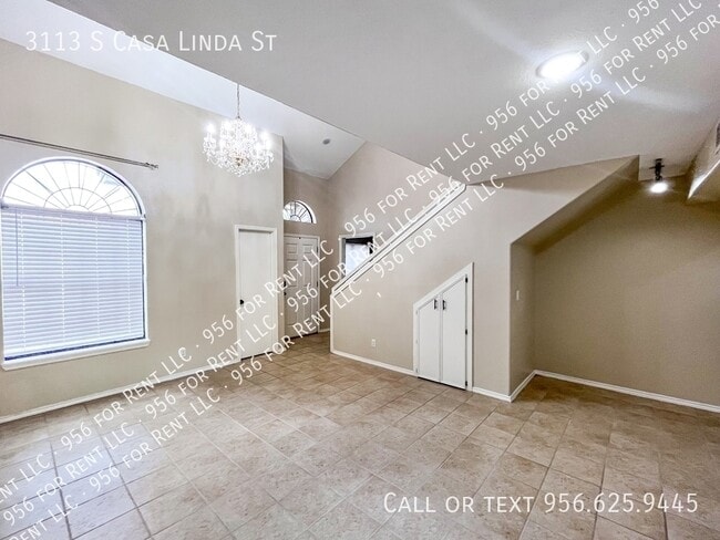 Building Photo - 3113 S Casa Linda St