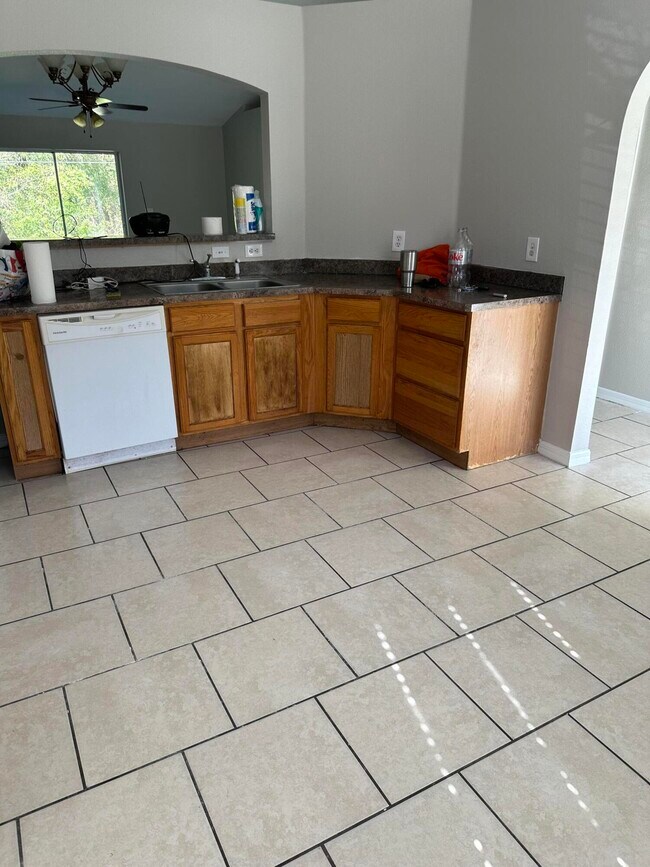 Foto del edificio - 1815 Firethorn Rd NW