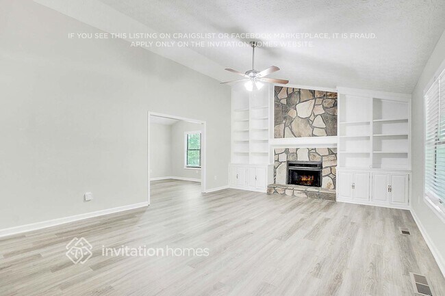 Foto del edificio - 830 Sunset Ct NW