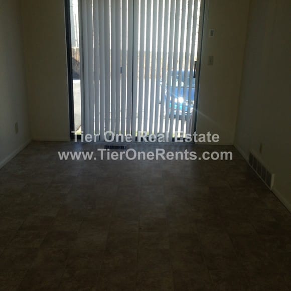 Foto del edificio - 2738 S Edison St