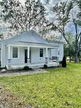 Building Photo - 227 Tyree Cir