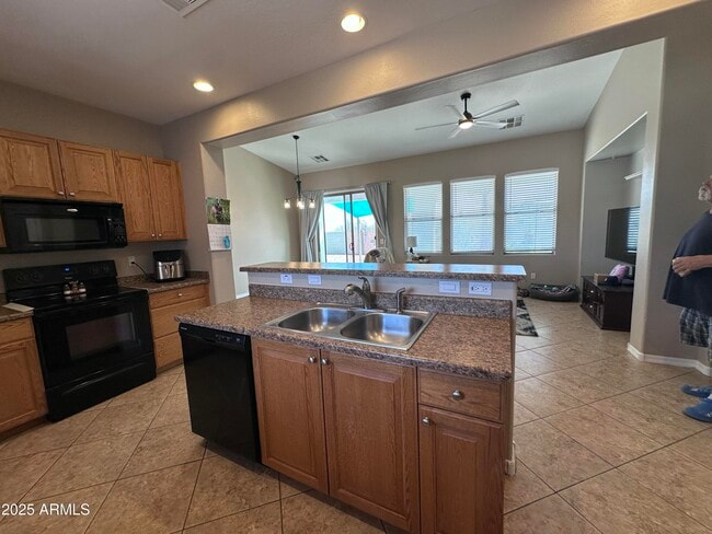 Building Photo - 12625 W Diaz Dr