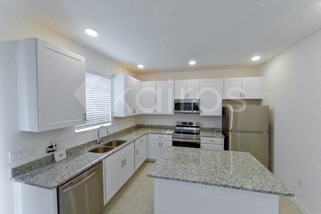 Building Photo - 4401 Paraglider Pl