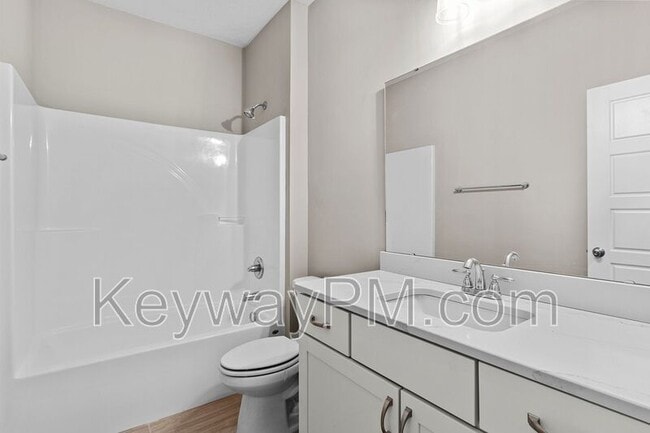 Building Photo - 5921 Big Pond Trl