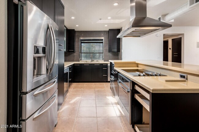 Foto del edificio - 3309 N 70th St