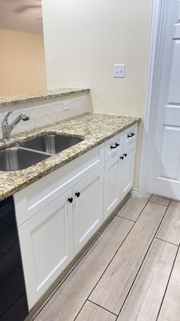 Foto del edificio - 546 Lost Trl