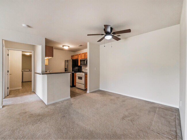 Foto del edificio - 1112 Addington Ln