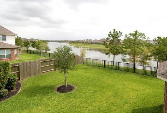 Building Photo - 11910 Shore Pointe Dr