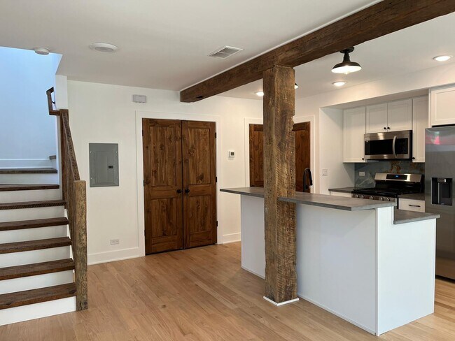 Foto del edificio - 1119 Wesley Ave