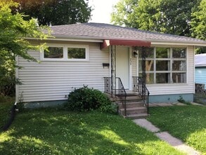 Building Photo - 239 Crestmont Ave