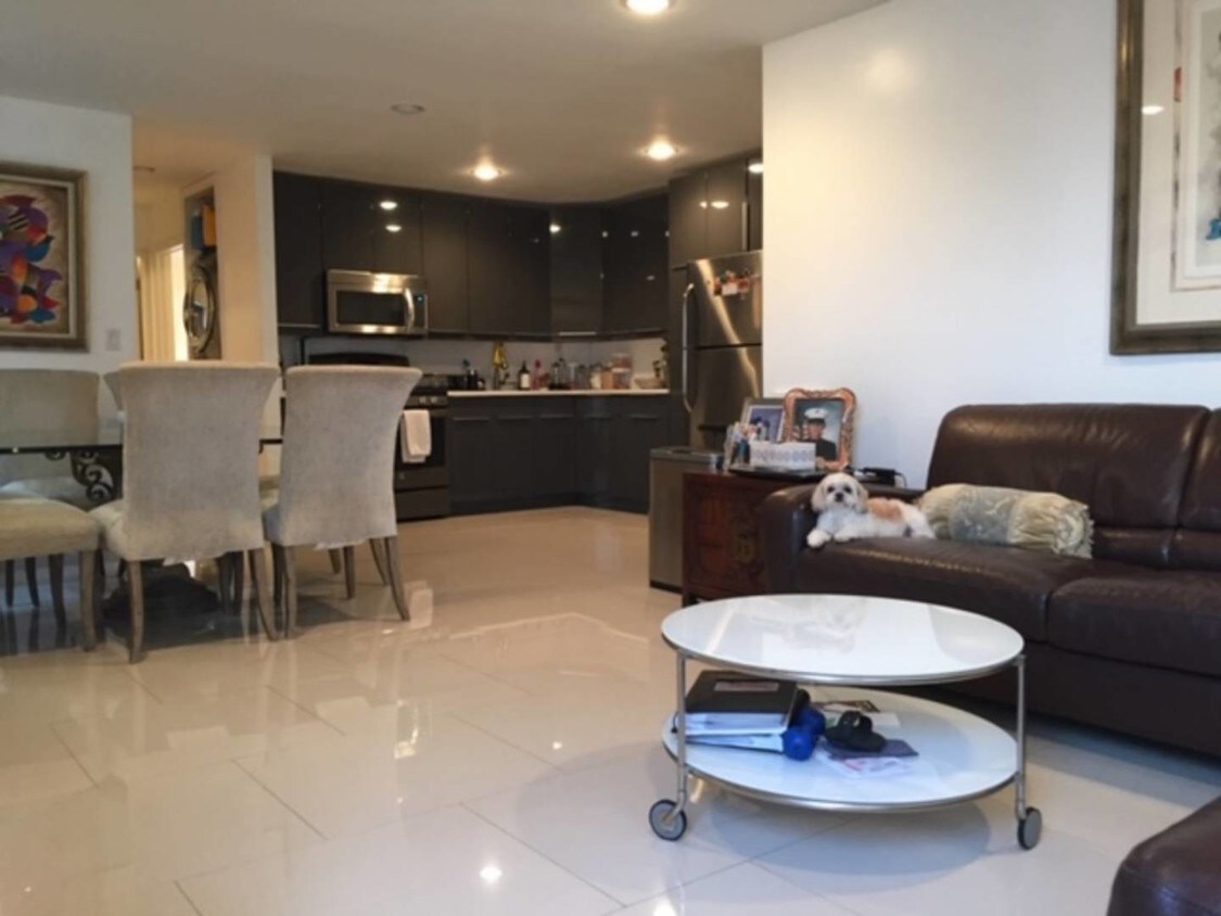 Foto principal - 2122 E 66th St