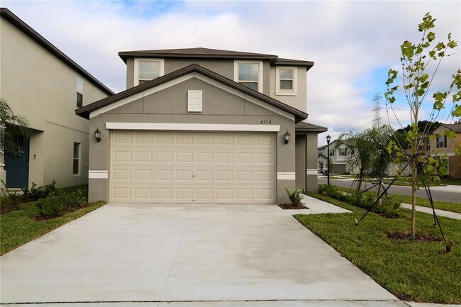 Foto del edificio - 4714 Norman Oak Pl