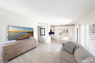 Building Photo - 33613 Avenida Capri