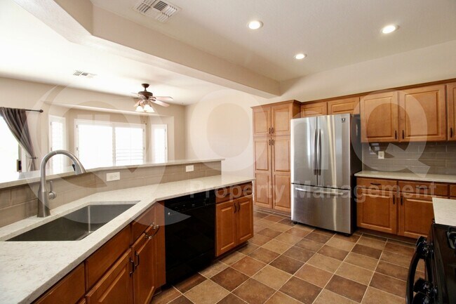 Building Photo - 21175 E Alyssa Rd